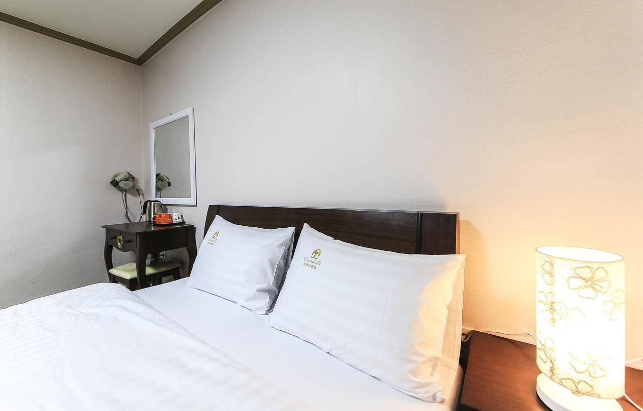 Crystal Residence Hotel Daejeon Bagian luar foto